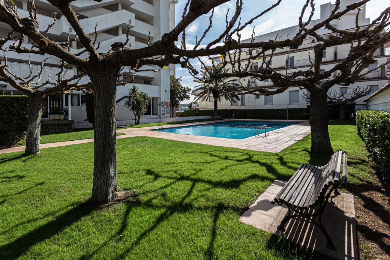 Inmueble De Categoria. Wifi Free Apartment L' Escala Екстериор снимка