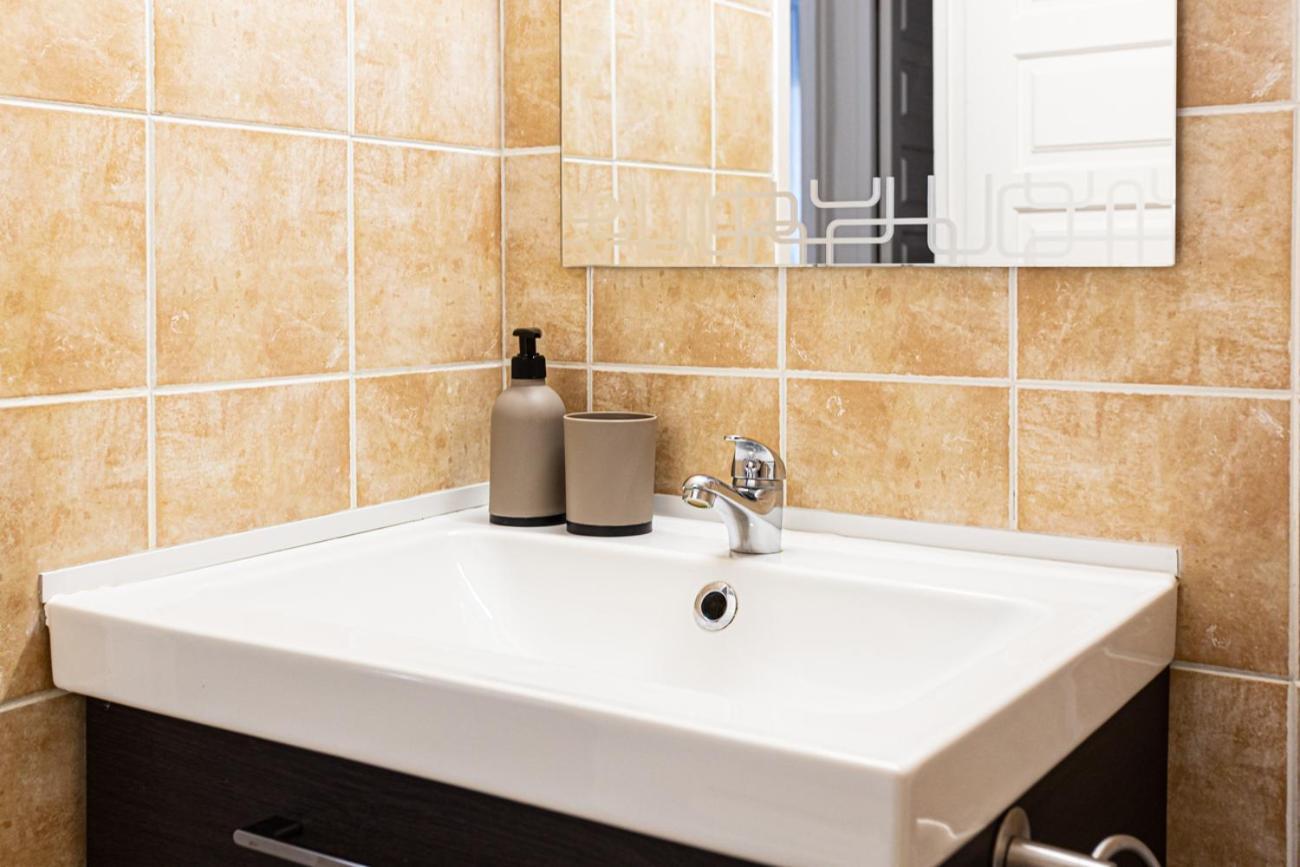 Inmueble De Categoria. Wifi Free Apartment L' Escala Екстериор снимка