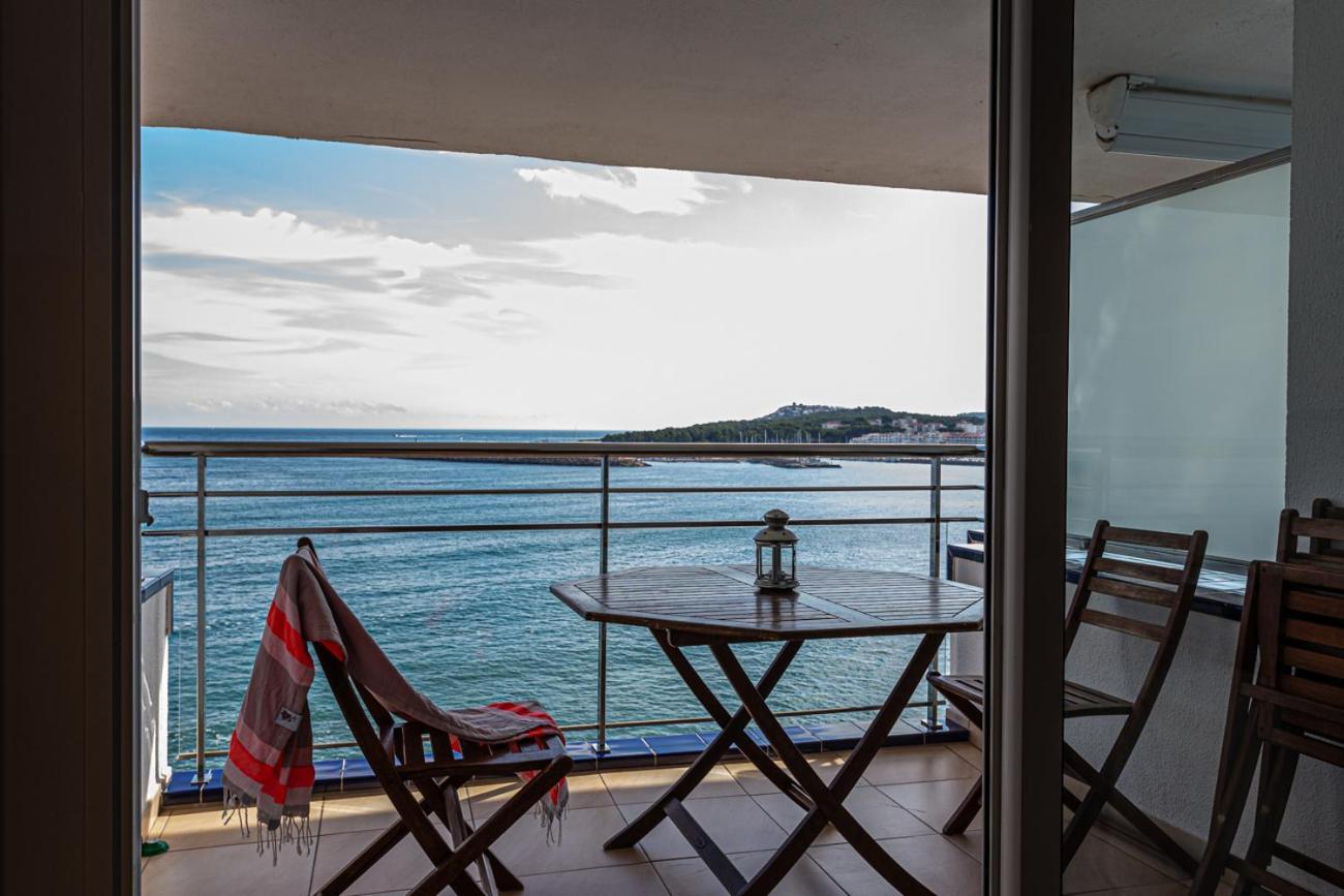 Inmueble De Categoria. Wifi Free Apartment L' Escala Екстериор снимка